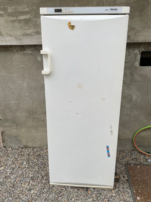 Морозильна камера бу, не працює