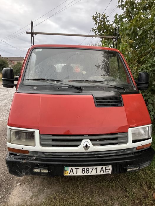 Продам Renault Trafic