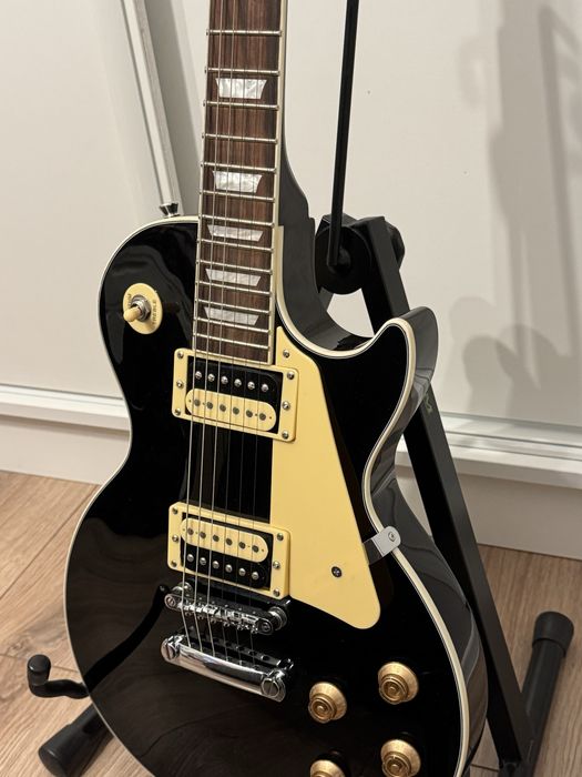 Gitara elektryczna „Arrow”