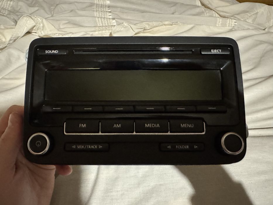 автомагнитола штатна VW