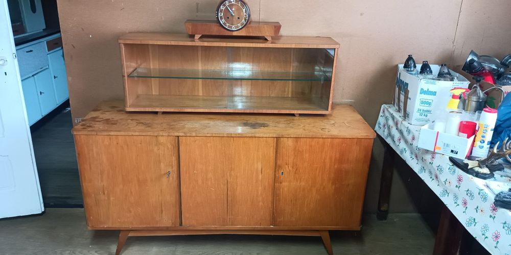 Kredens Retro z szklana nadstawką