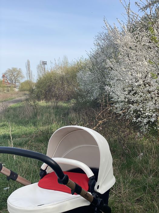 Коляска Mima Xari 2 в 1 Белая Коляска прогулочная и люлька Трансформер