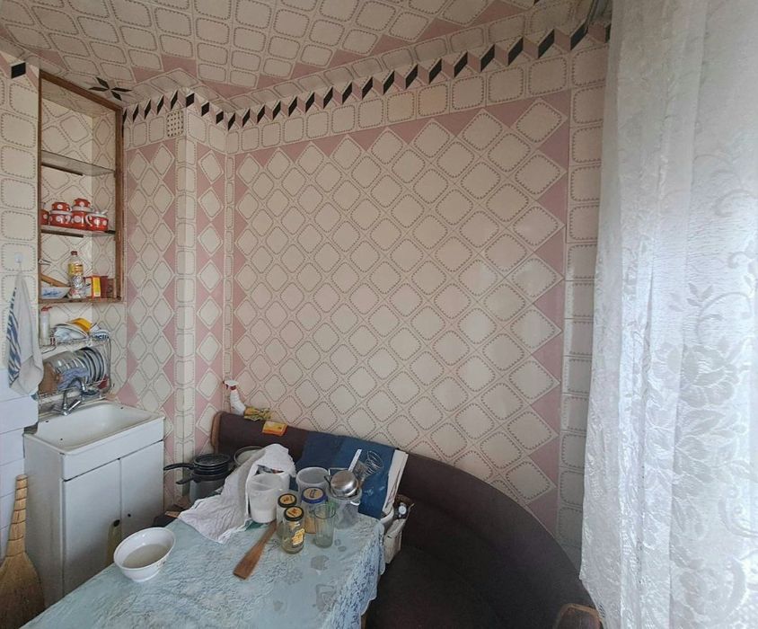 2 кімнатна. Кімнати роздільні. Сотовий проект. 3 лоджії. Загальна 54м2