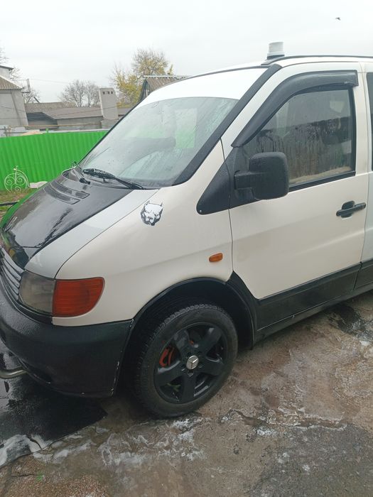 Мерседес Віто 638