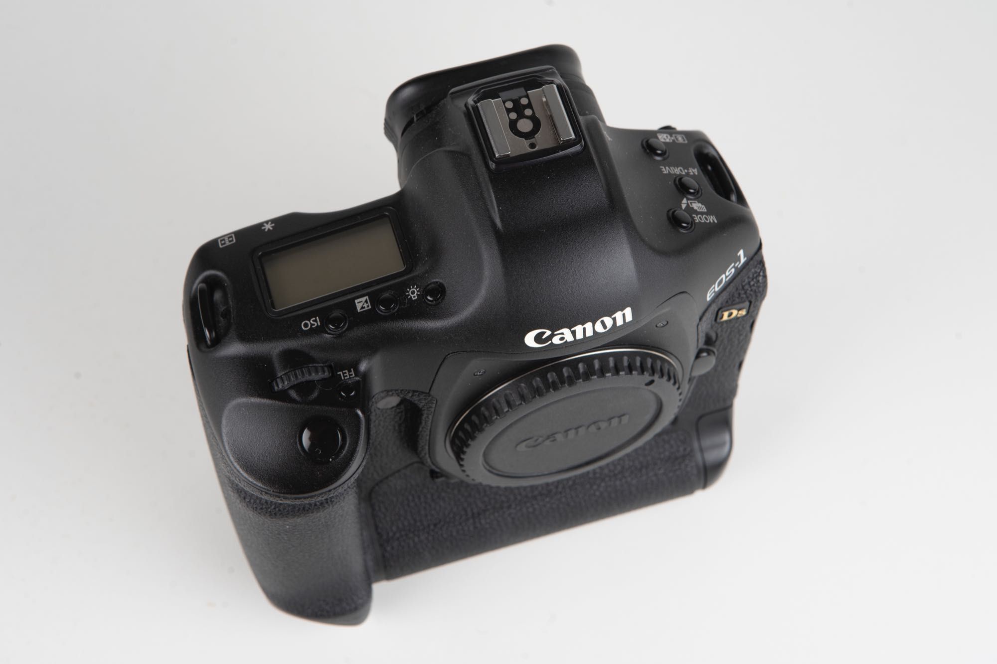 Canon Eos 1 Ds Mark 3 w bardzo dobrym stanie.