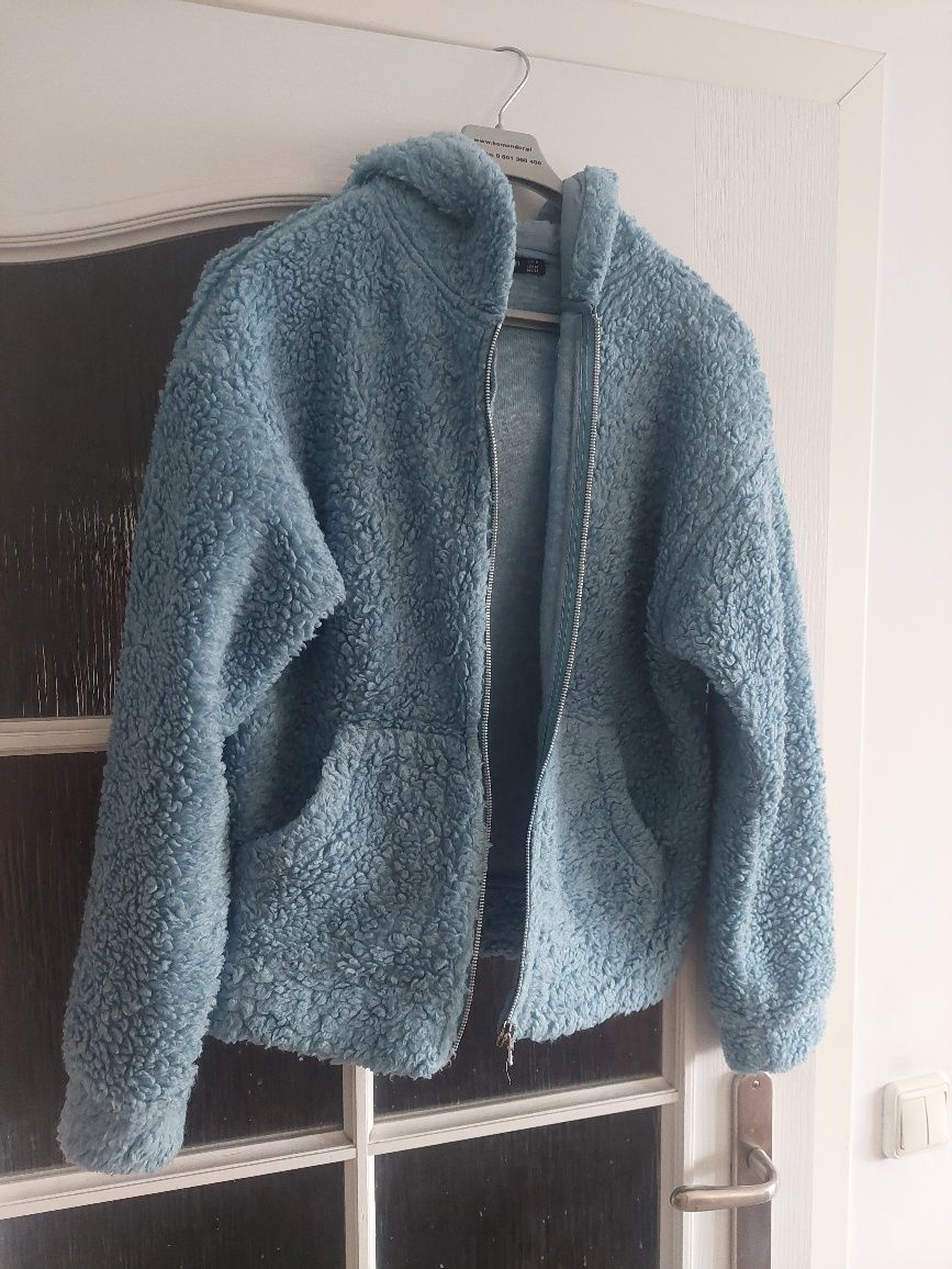 Bluza futerkowa Bershka