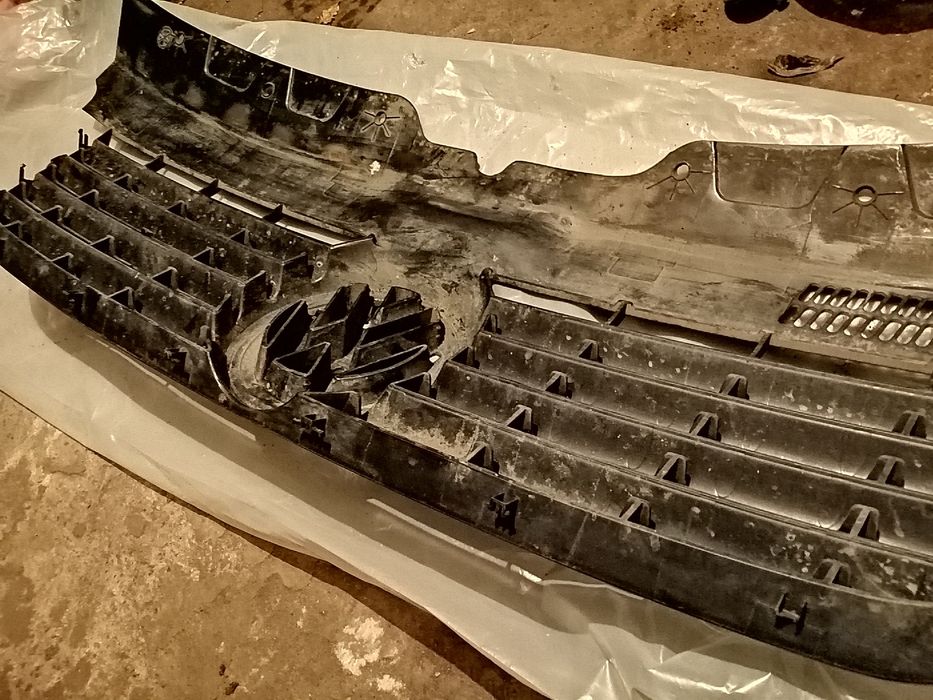 Решітка радіатора volkswagen t5