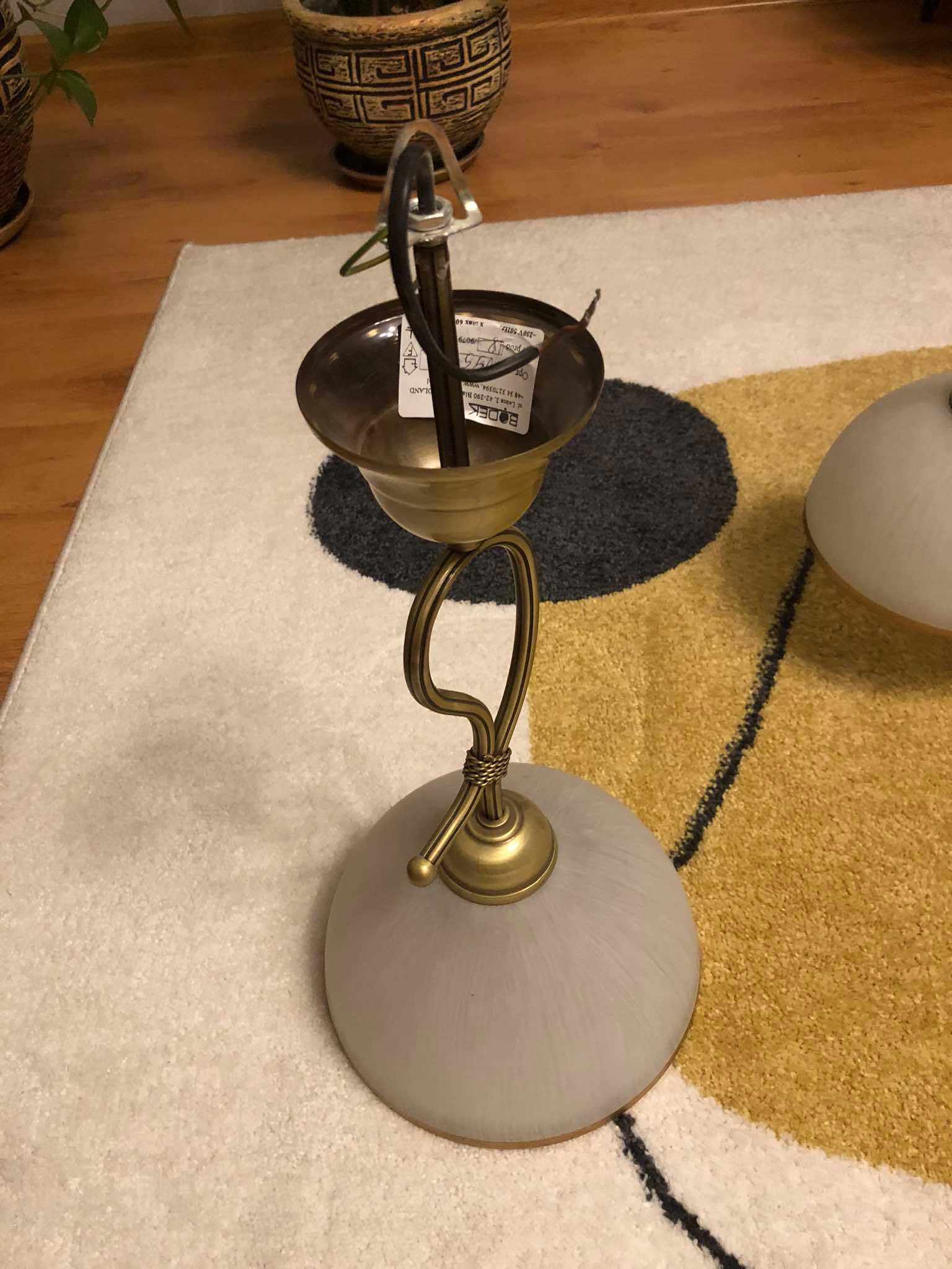 Zestaw lamp sufitowych (3-kloszowa i dwie pojedyncze)