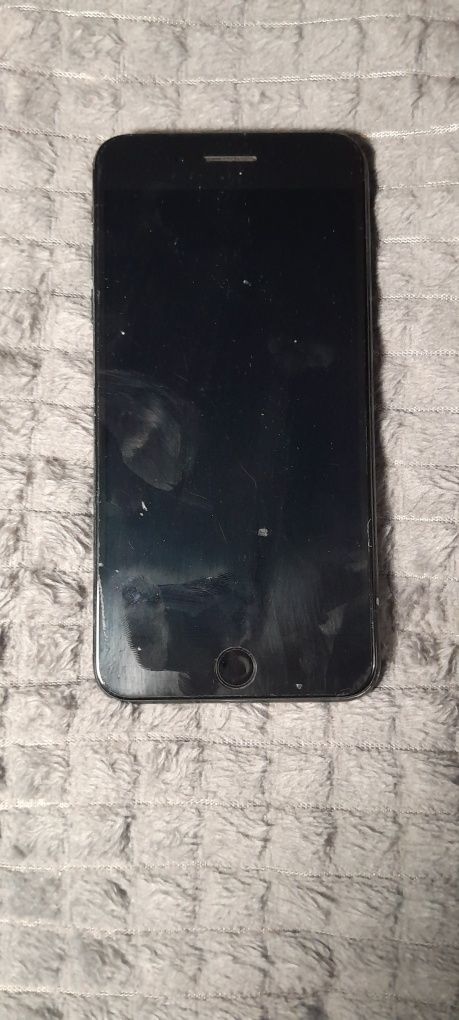 Продам Iphone 7+ 256gb