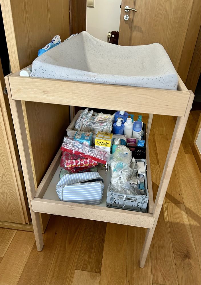 Trocador IKEA + muda fraldas