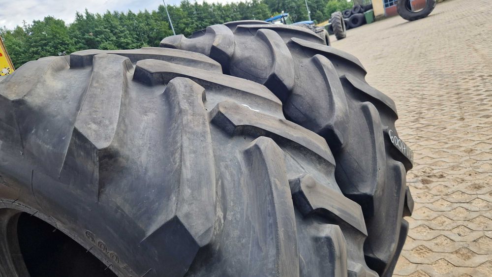 600/70r30 Firestone Petlas Starmaxx 60% bieżnik