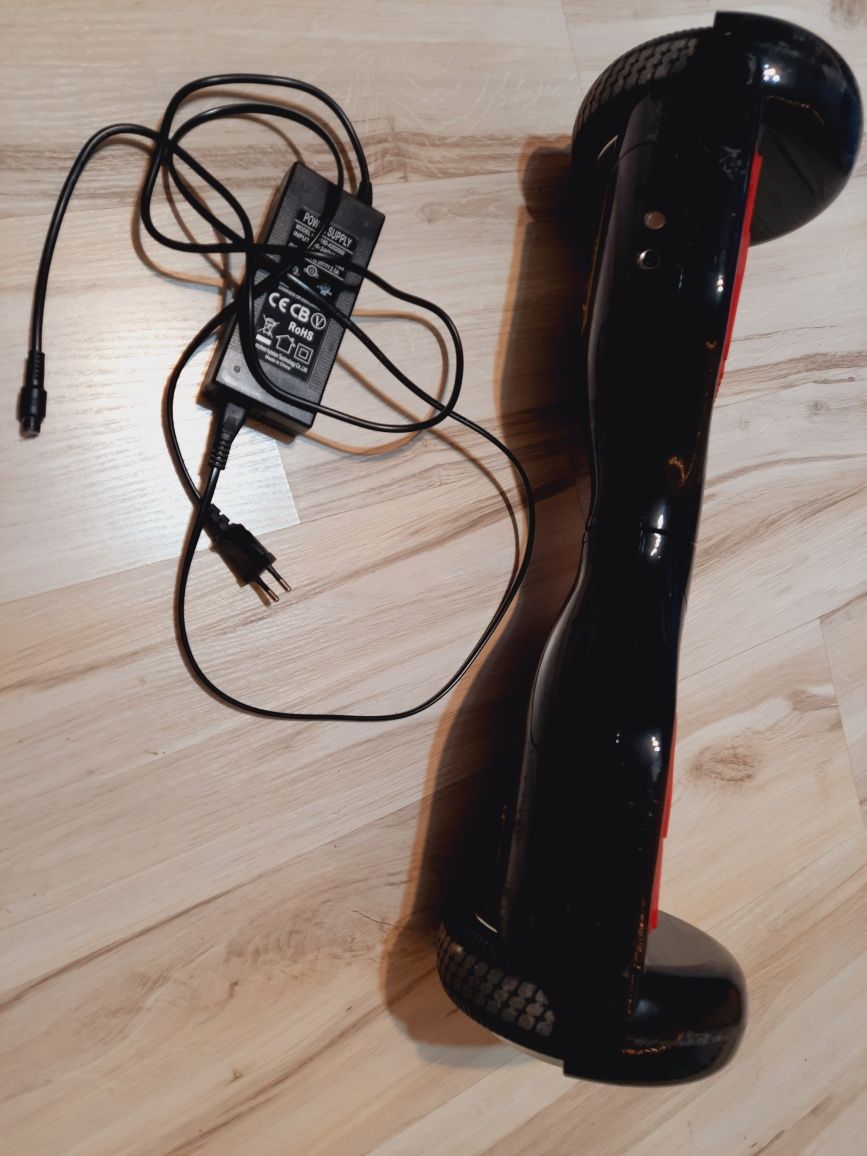 Hoverboard mekotron z ładowarką kartonem