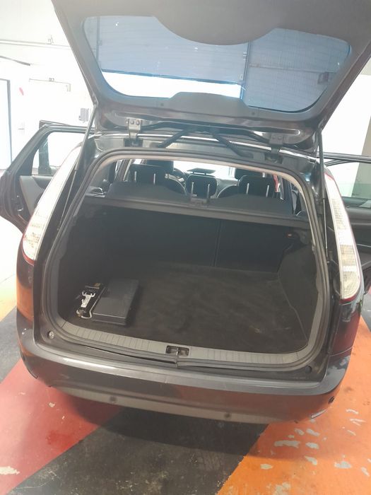 Vendo Ford Focus