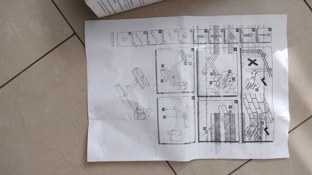 Wieszaki na kolumny głośnikowe prod. SPUR