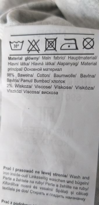 Nowy t-shirt z długim rękawem dla dziewczynki