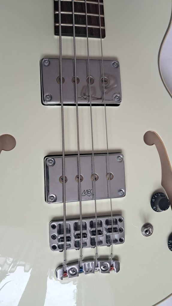 Warwick Rockbass Starbass 4 String Cream White