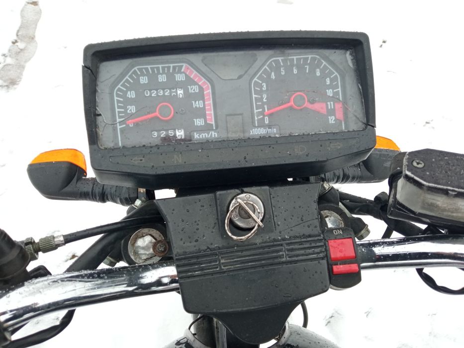 Viper 150zs з дистанційним запуском двигуна і сигналізацією