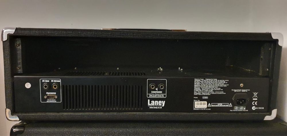 Стек Laney Lv300h