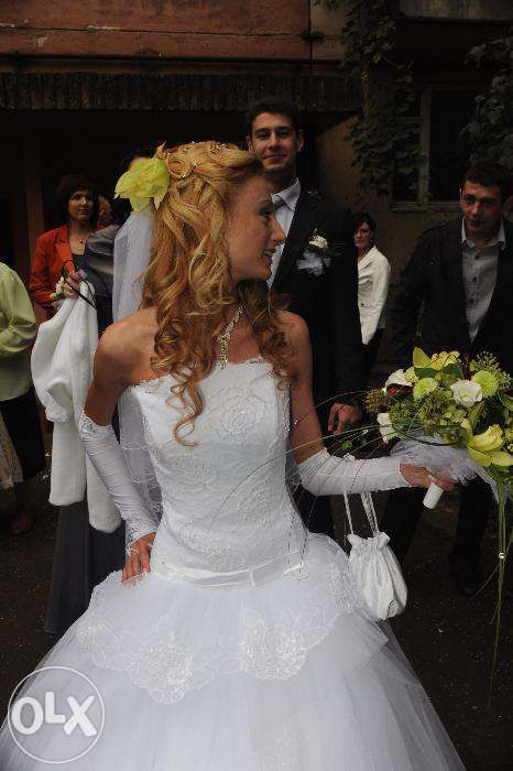 Свадебное платье. Весільна сукня.
