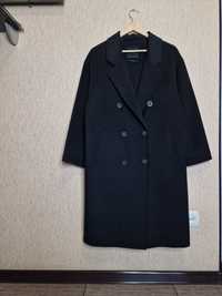 Стильне пальто ручної роботи  з натуральної вовни  Zara