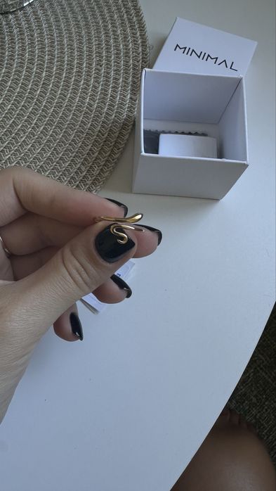 Нова срібна каблучка змія від бренду Minimal