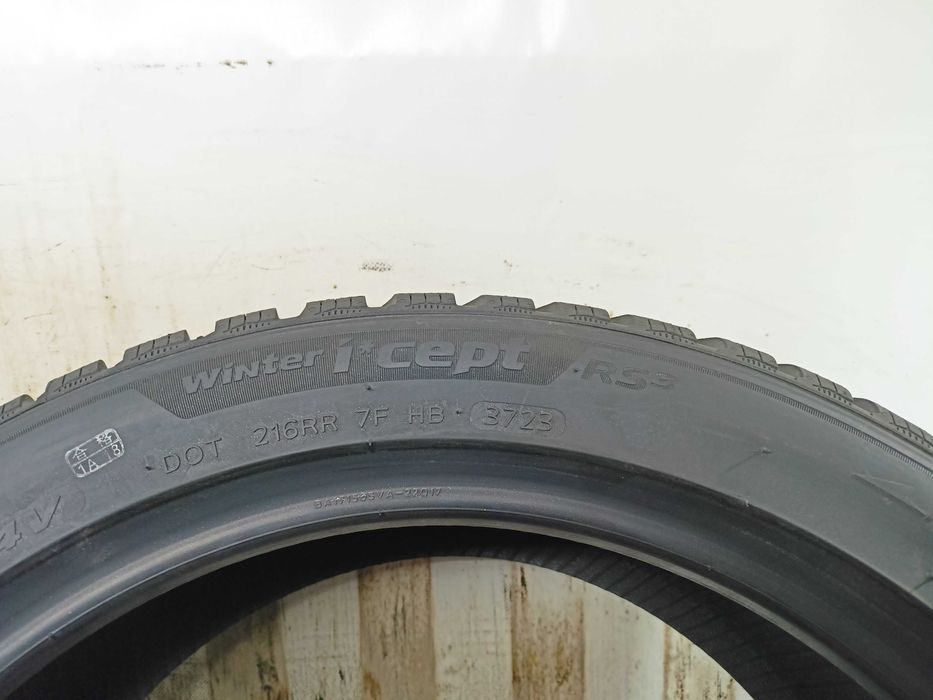 Hankook Winter I*Cept RS3 225/45/17 23r. 94V Nowe (6870)