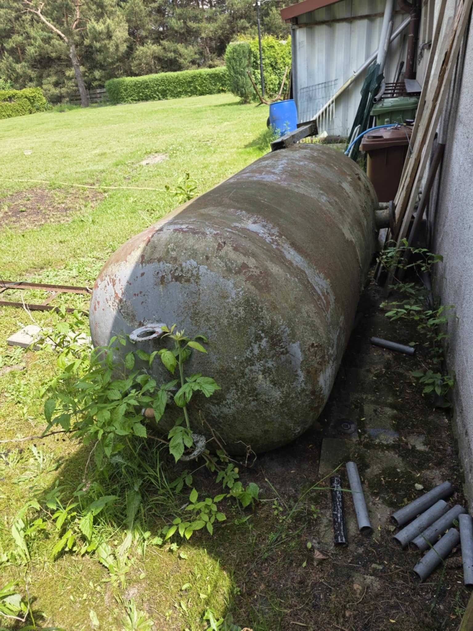 Zbiornik metalowy
