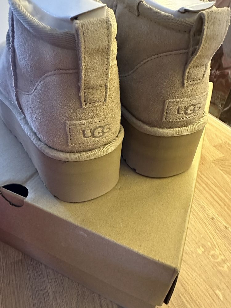 Ugg classic ultra mini platform,