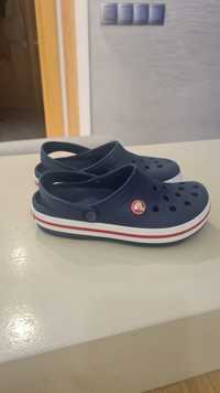 Klapki Crocs C13 30-31