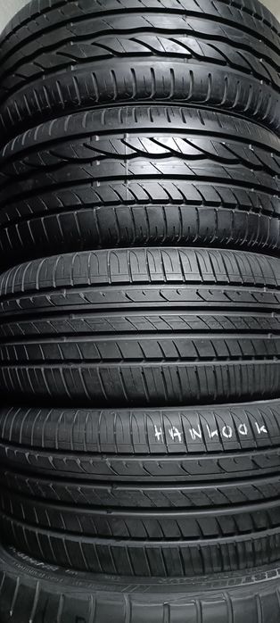 Pneus  215/45/16