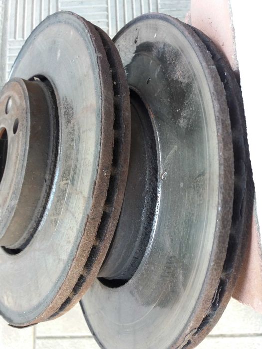 Тормозной диск(передний) на Рено Меган 2