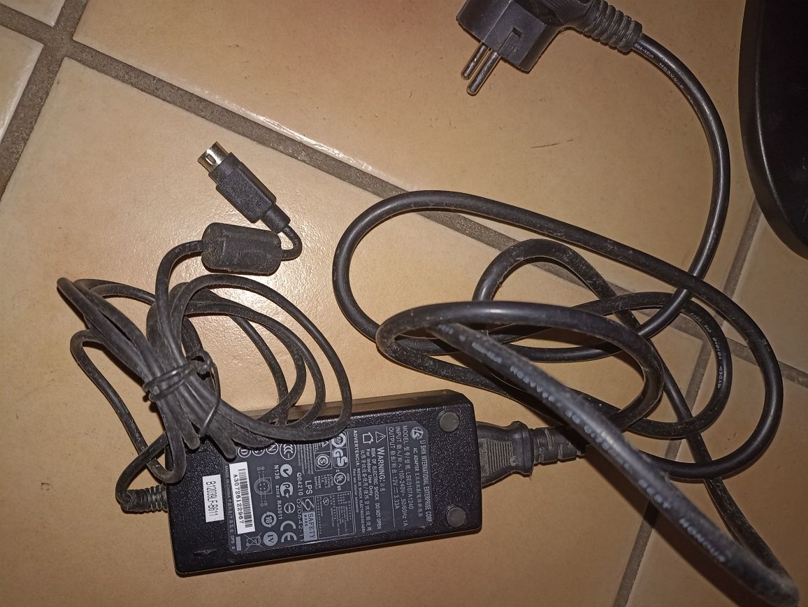TV/PC a funcionar