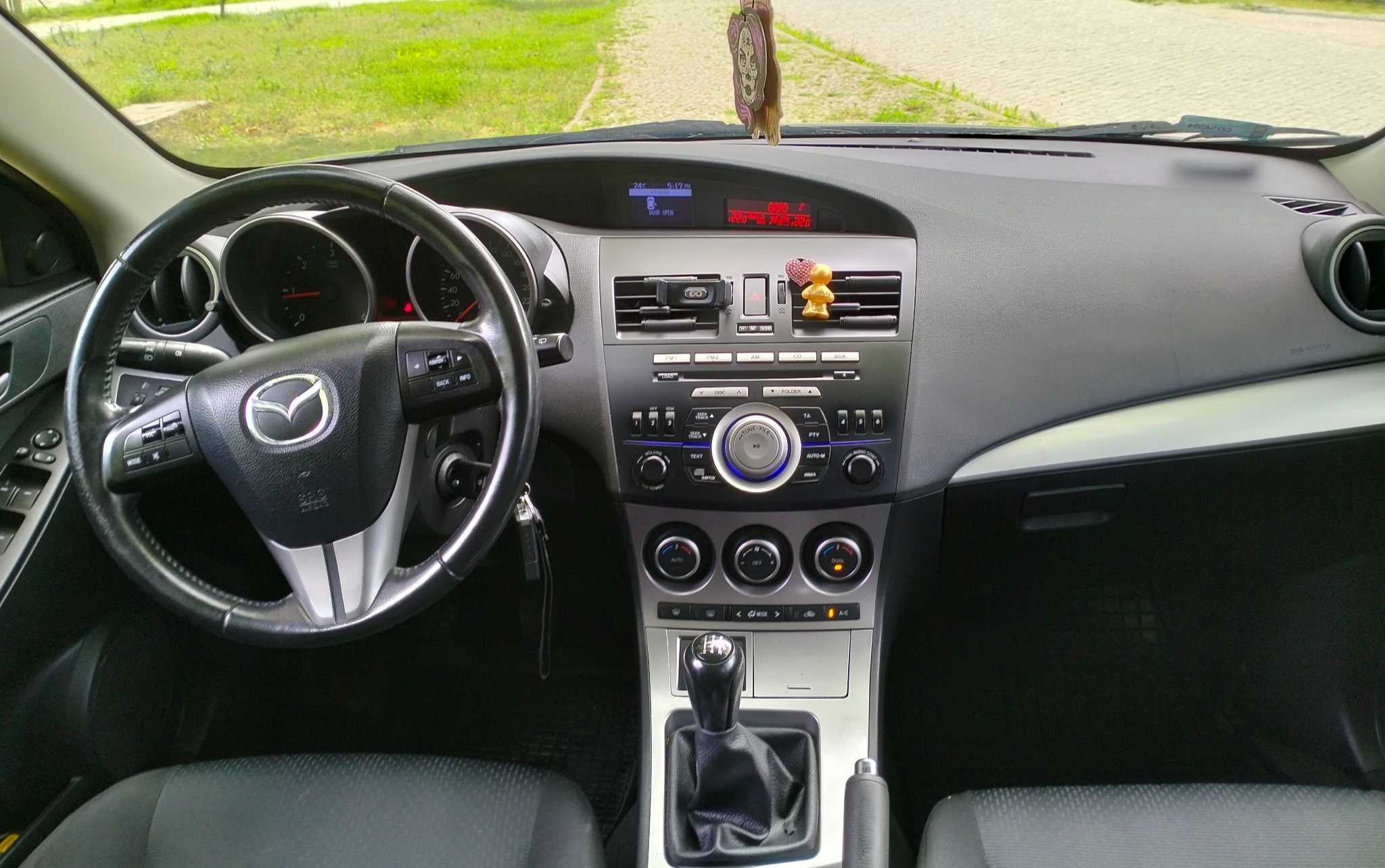 Mazda 3 II Hatchback 1.6 Diesel Bi-Xenon Ładny Stan Salon Polska