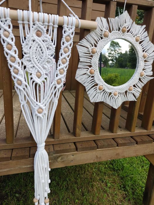 Boho kwietnik w kolorze białym