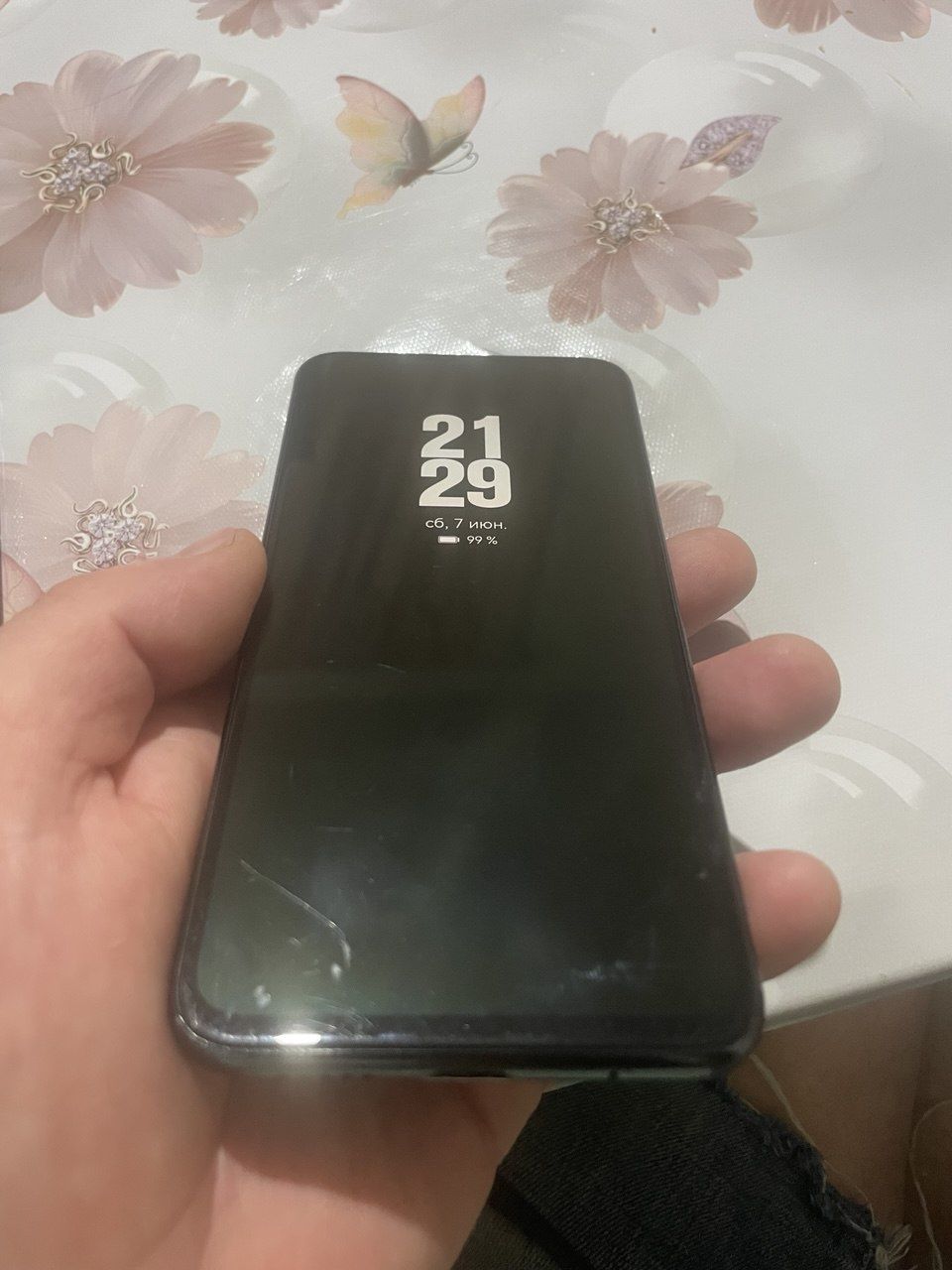 Продам Honor magic2