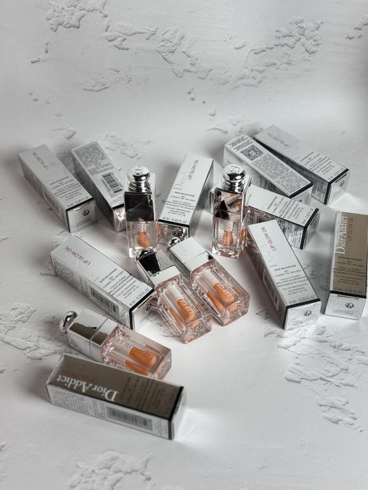 Олійка блиск для губ Dior Backstage 001