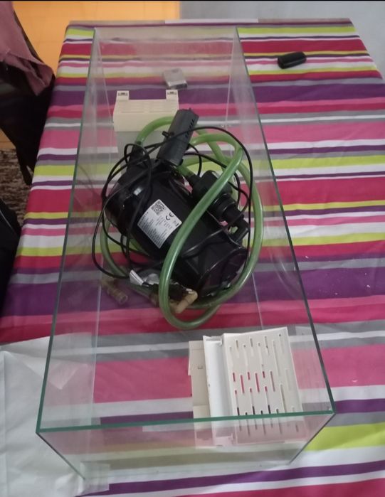 Aquário com bomba