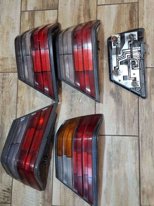 Фонари задние, стопы Мерседес w124