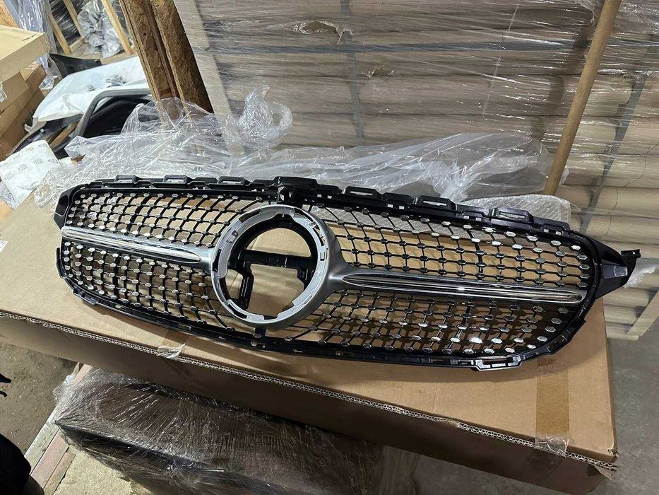 Решітка радіатора Mercedes W205 2018-2020 Diamond Silver решетка