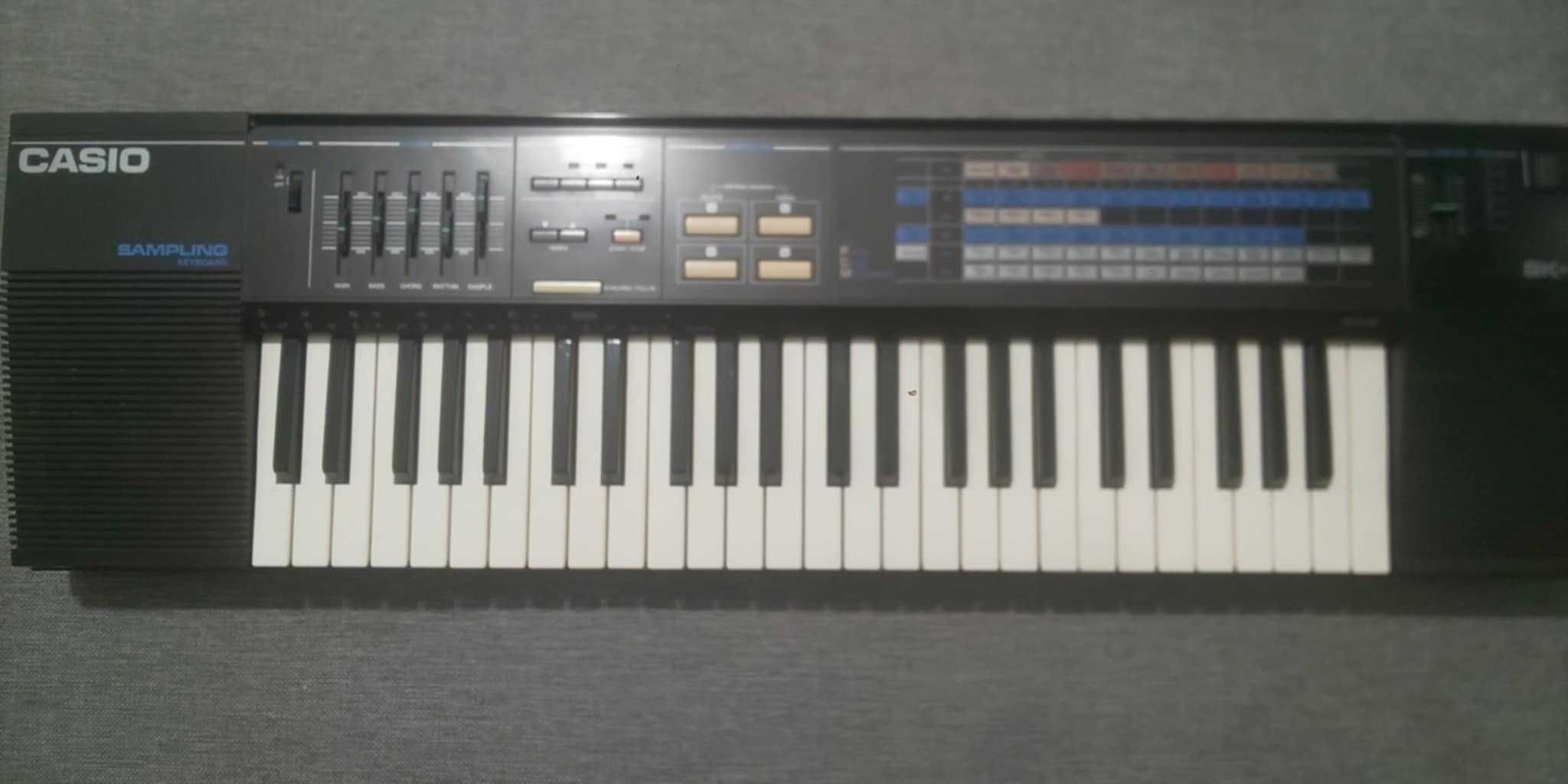 Casio SK-2100 Sampler Keyboards