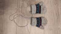 Rękawiczki na sznurku dla niemowlaka