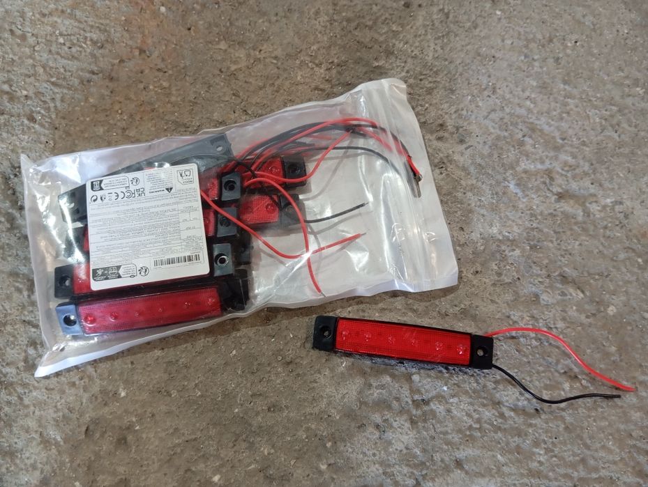 Luzes presença Led vermelhas 12v/24v