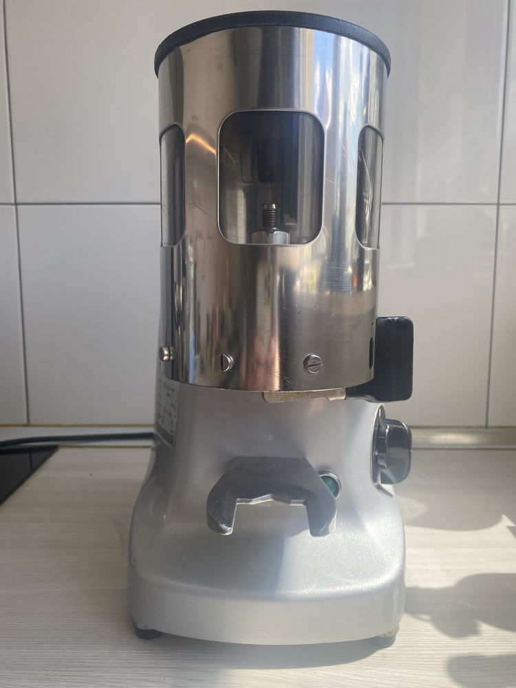 Młynek do Kawy Mazzer Super Jolly Astoria