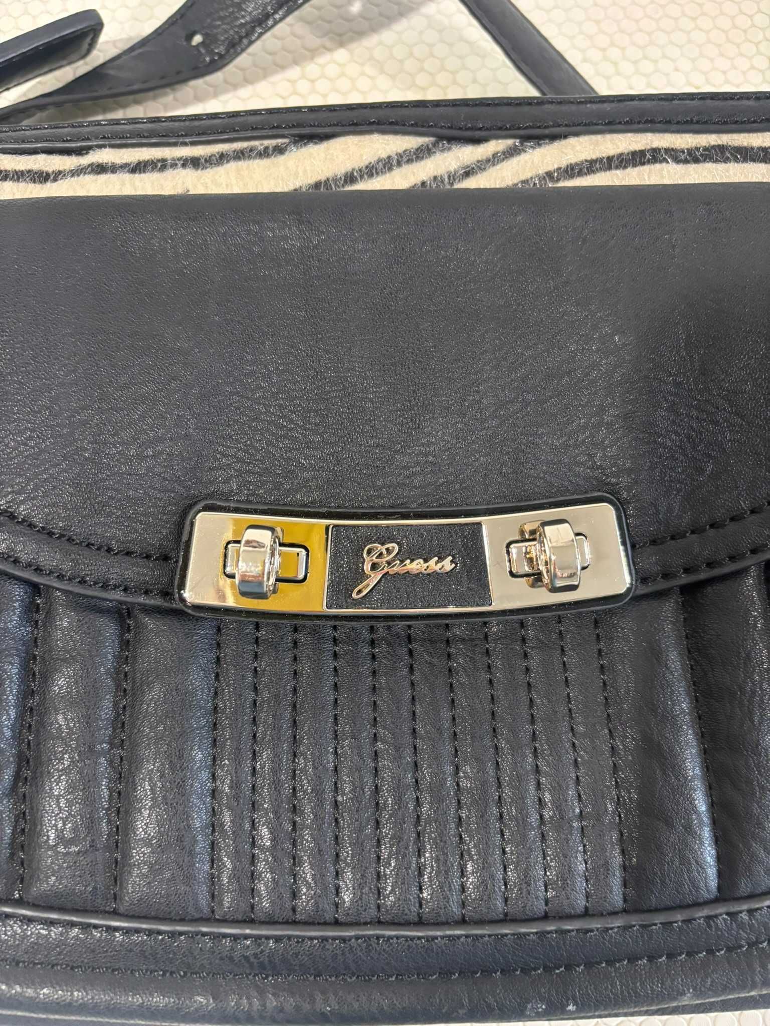 Bolsa de mão Guess