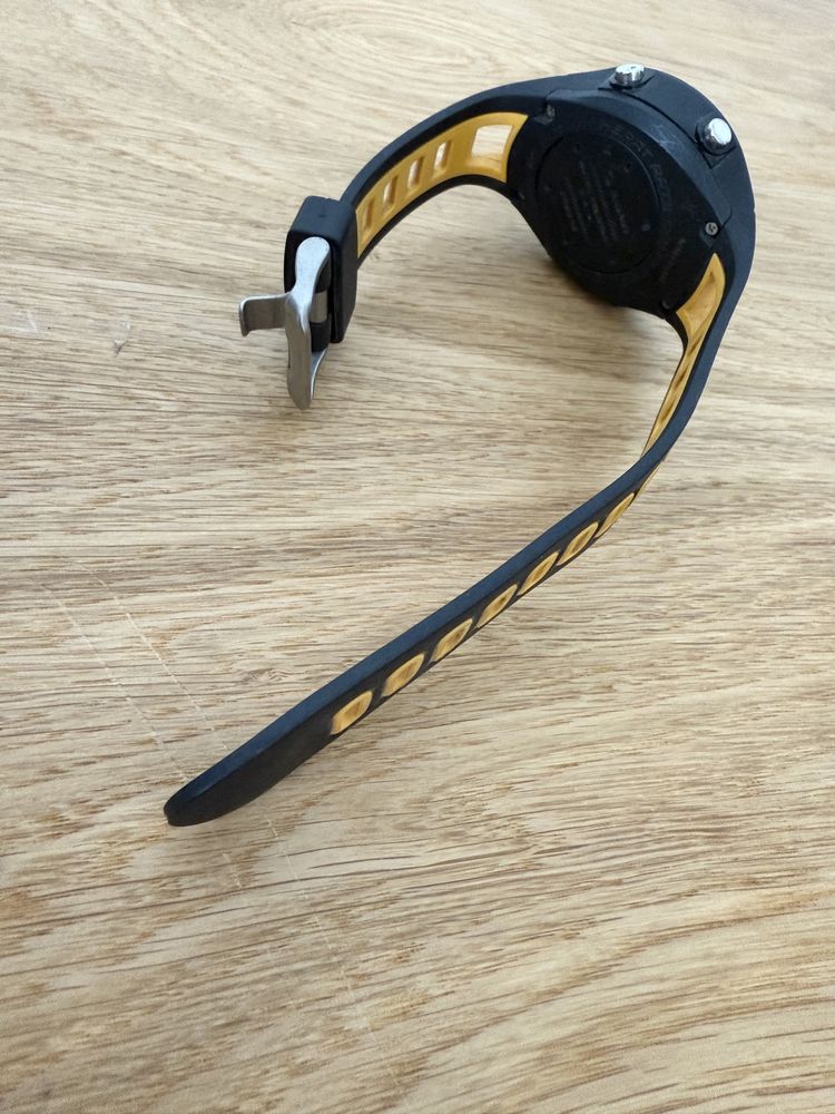 Sigma CR2032 zegarek pulsometr zolty czarny sportowy