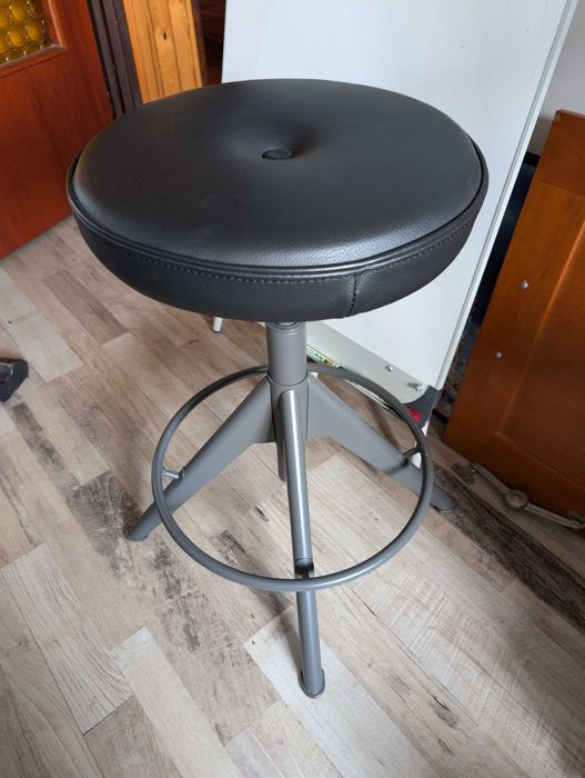 Stołek do siedzenia/stania Ikea Trollberget (ideał)