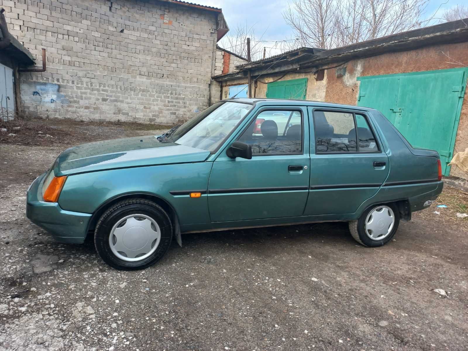 Авто Славута 1.3