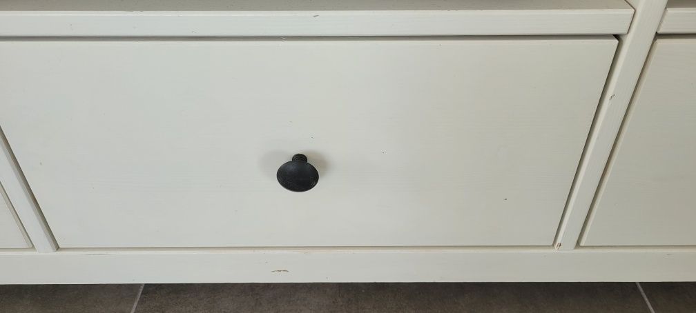 Szafka rtv Ikea Hemnes pod tv lite drewno biała