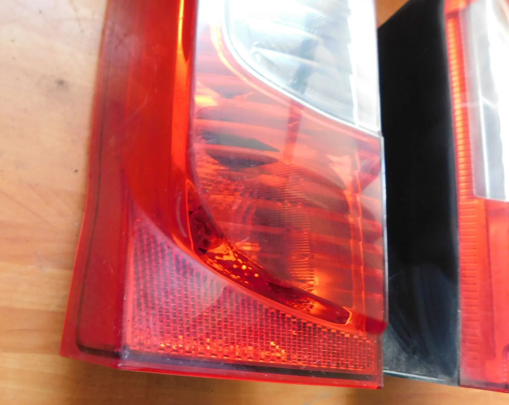 lampa lewa prawa tył NEMO BIPPER QUBO EUROPA