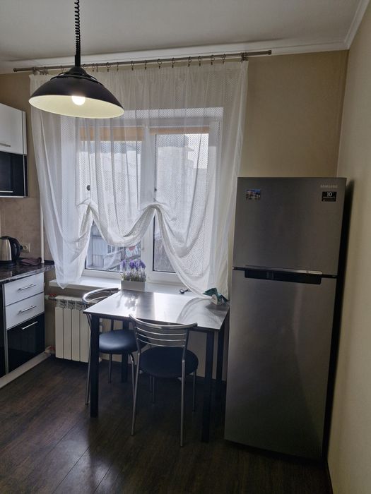 Посуточно,  почасово  Запорожье, недалеко от жд  вокзала, сити молл